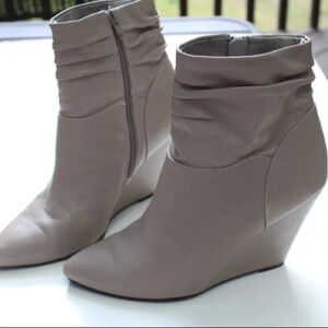 Seychelles wedge booties
